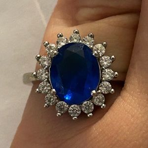 Princess Diana’s engagement ring replica.